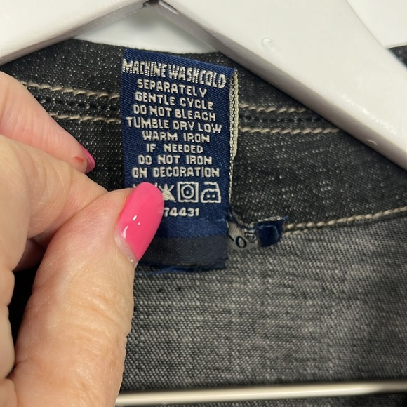 Denim & Co. Womens Jean Jacket M Dark Wash Black Long Sleeve Button Down Western - Picture 3 of 13